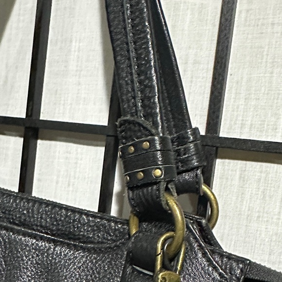 The Sak Collective Black Leather Shoulder Bag with Tassel LOTS Pockets EUC - Picture 5 of 12